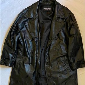 Full body Leather Trench Coat🕶☕️